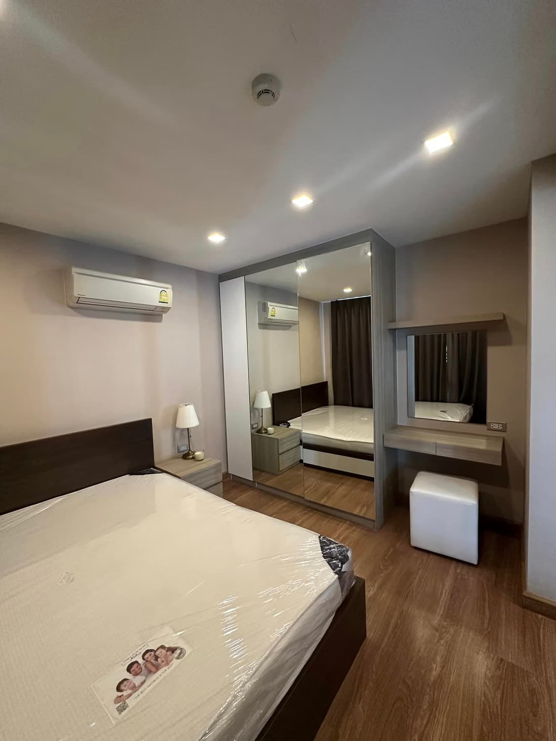 1 Bed Condo for Rent  Near Ekkamai BTS - Image 5