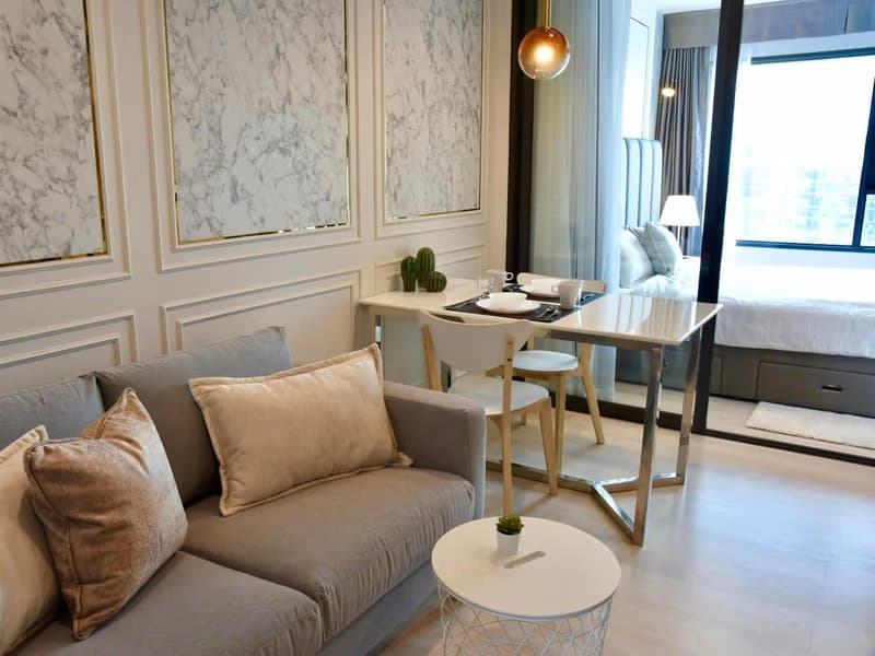 Life One Wireless - 1 Bed Condo for Rented *LIFE9934