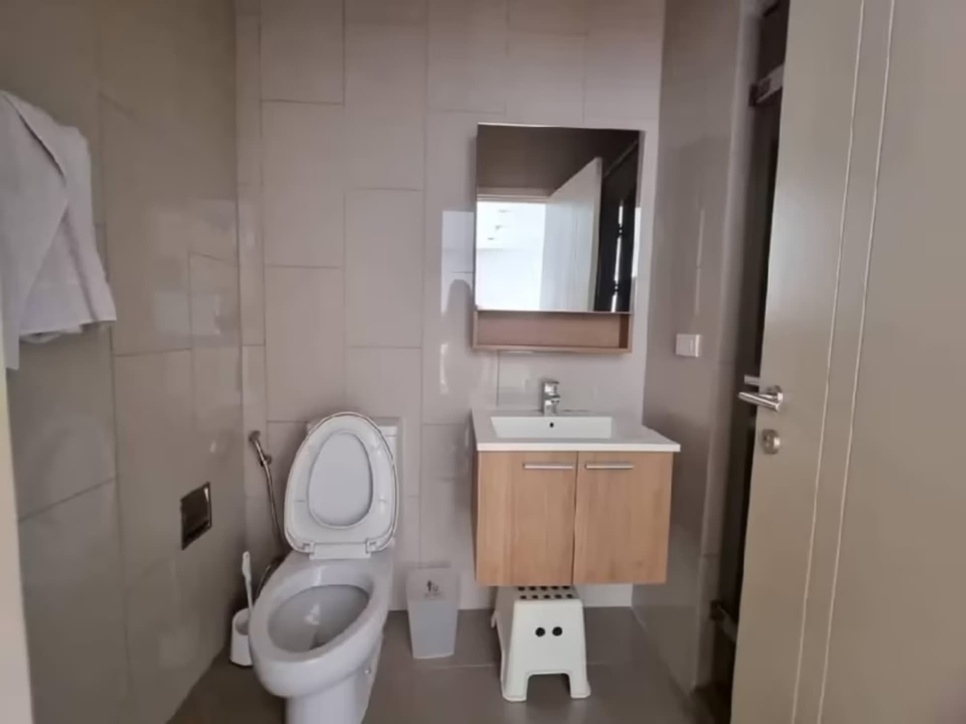 2 Bedroom Condo for Rent at Hasu Haus  - Image 11
