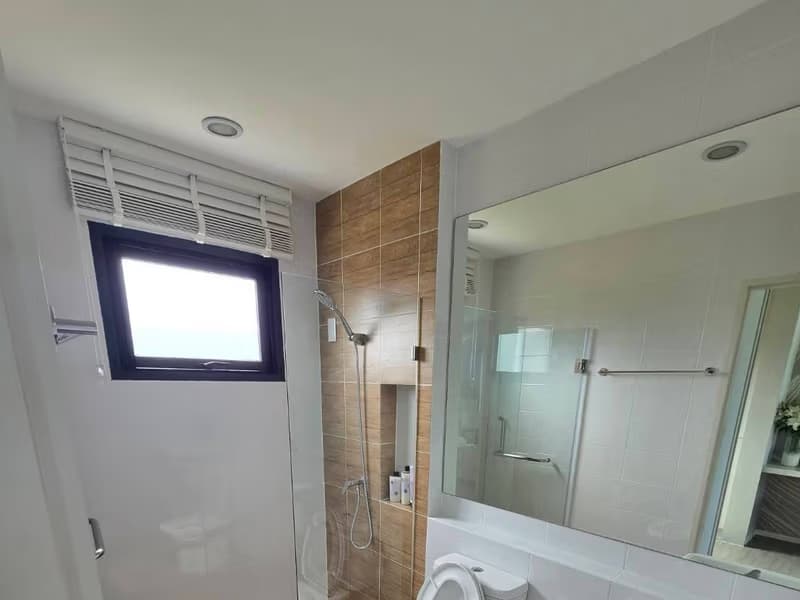 3 Bed House for Rent in Bang Phli