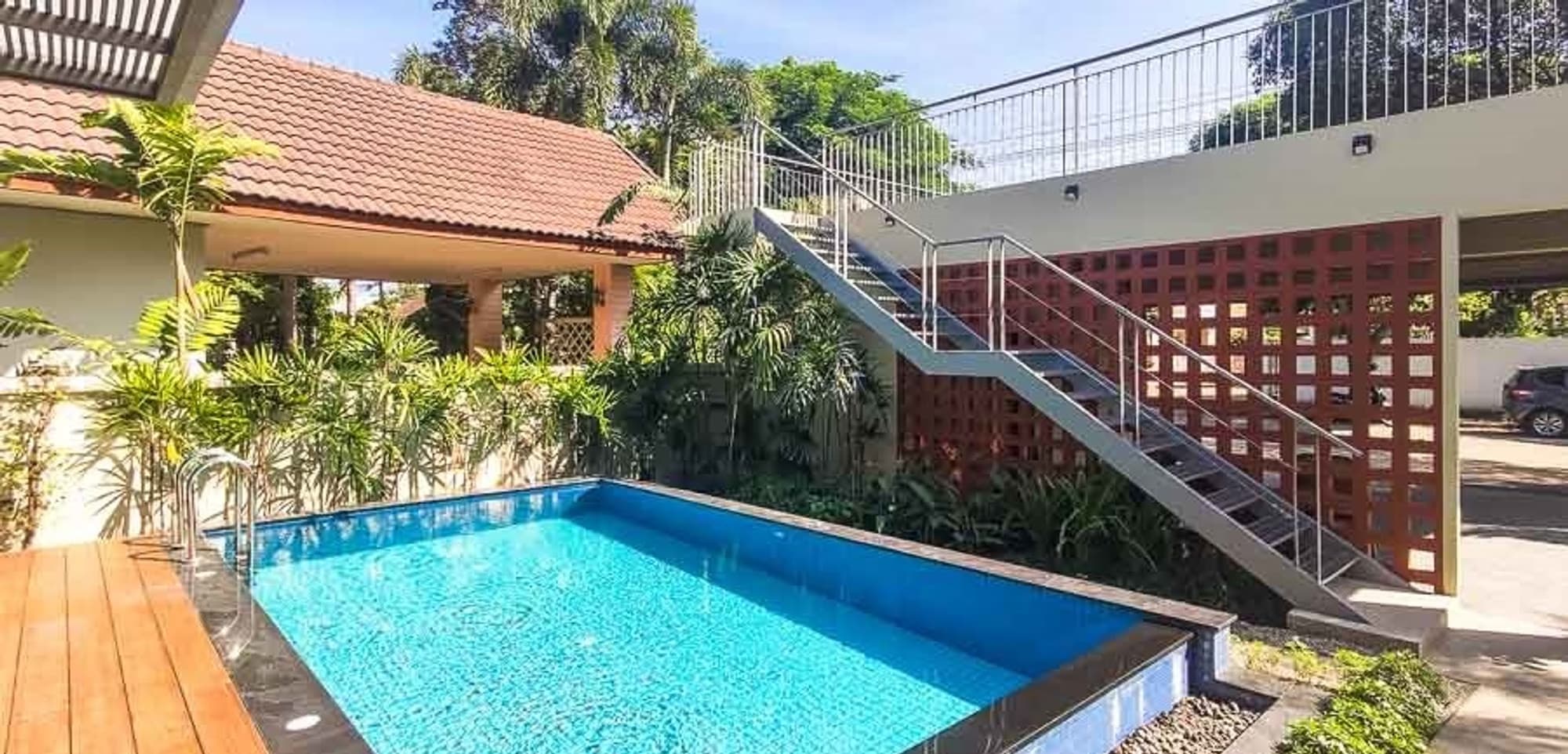 4 Bedroom House - Image 2