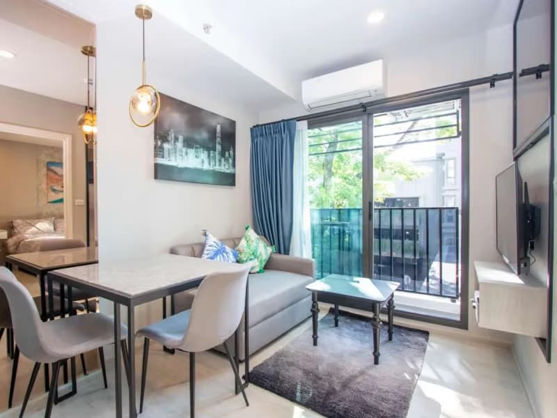 Condo for Sale at The Escent Park Ville