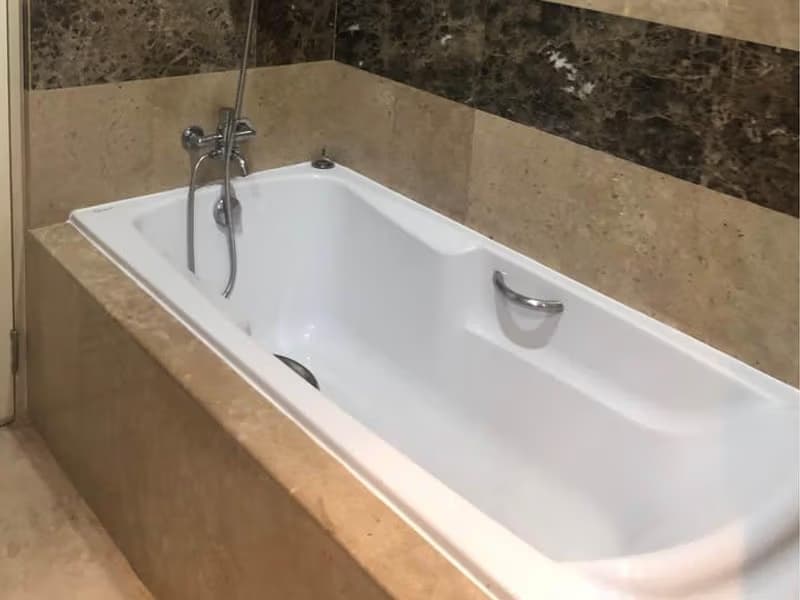 1 Bed Condo for Rent and Sale in Sathon