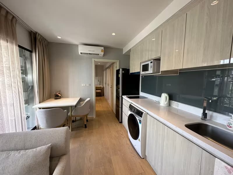 Runesu Thonglor 5