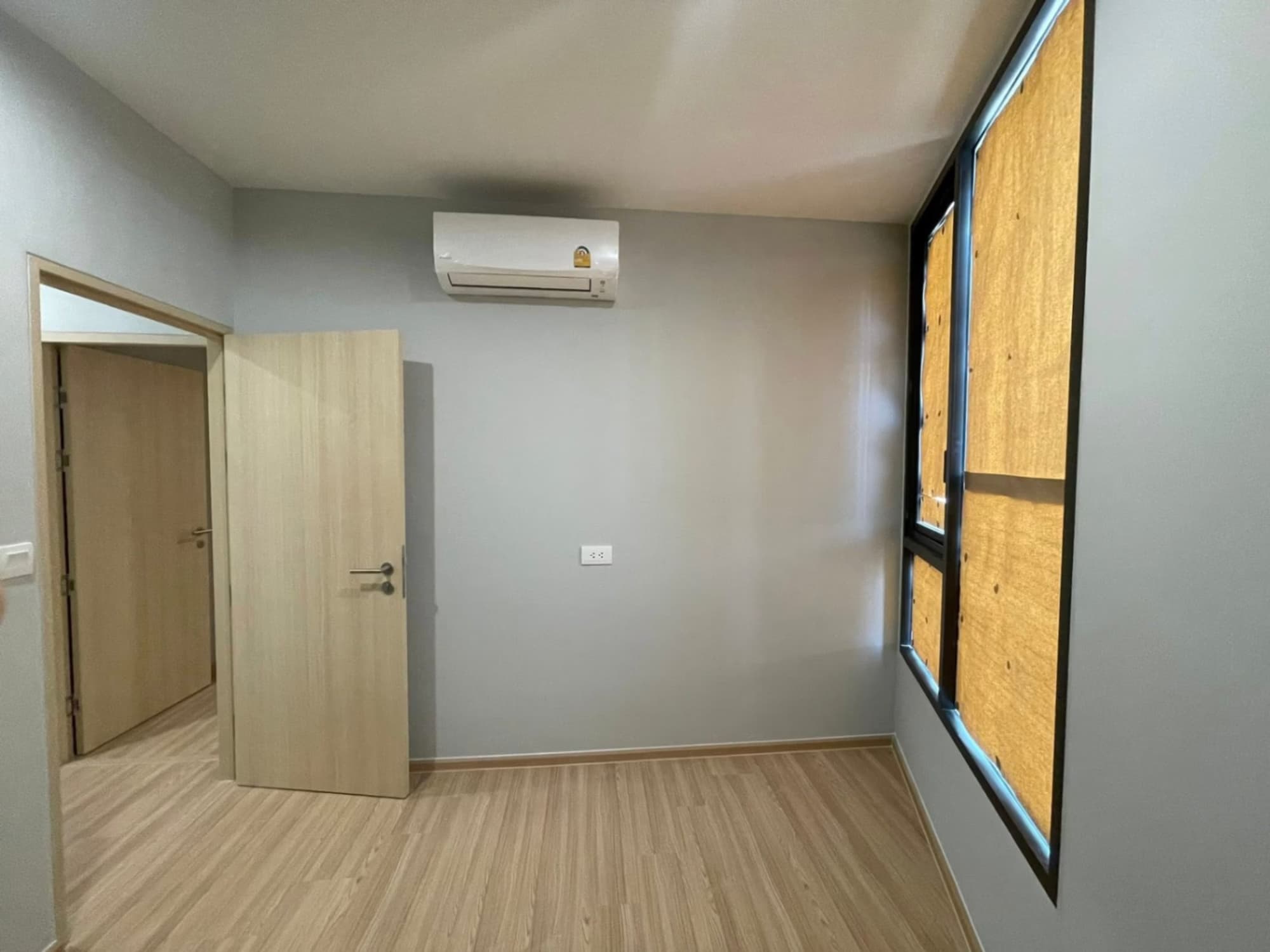 2 Bed Condo for Sale in Phra Khanong - Image 12