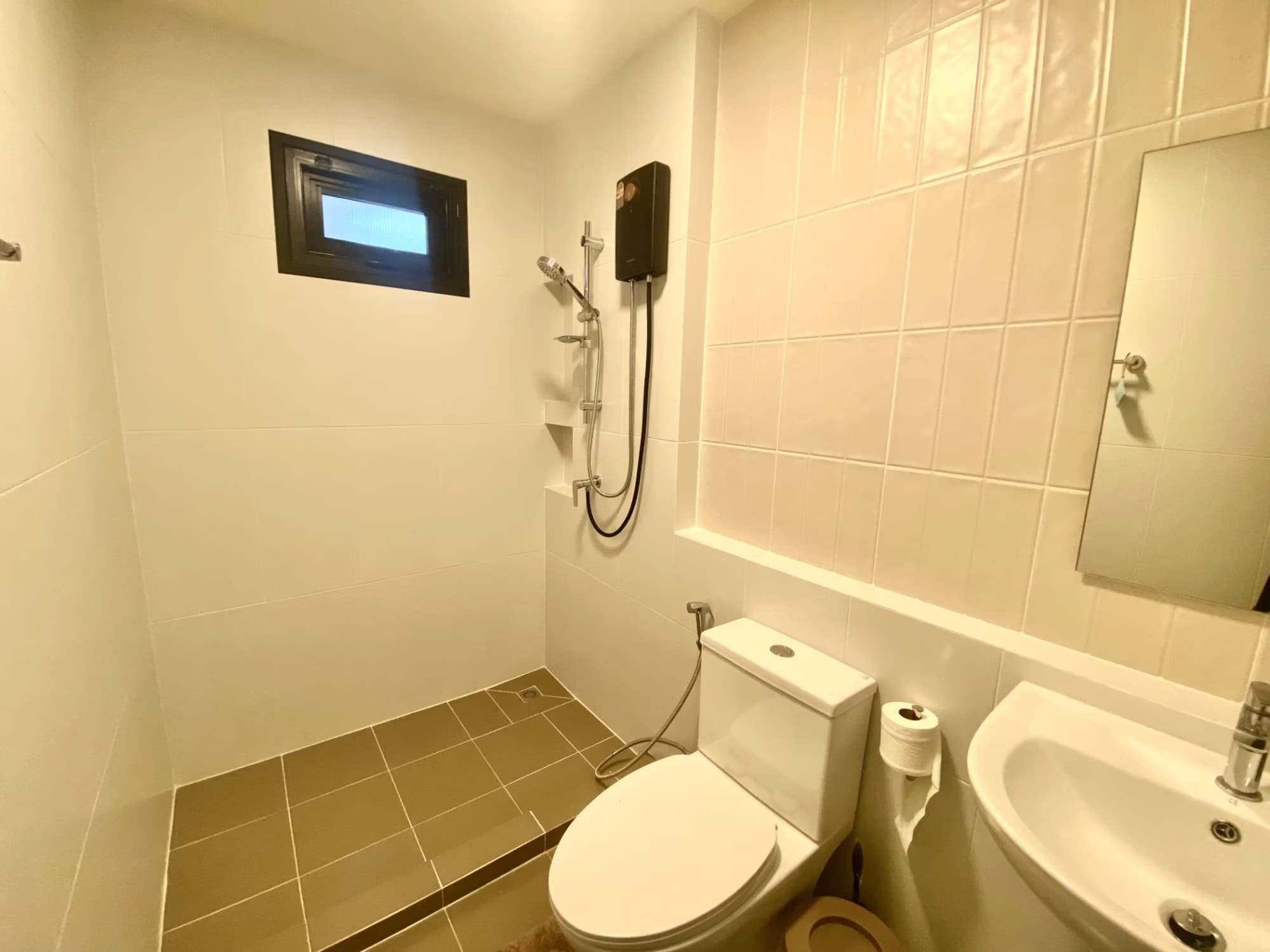 4 Bed House for Rent and Sale in Mueang Chiang Mai - Image 19