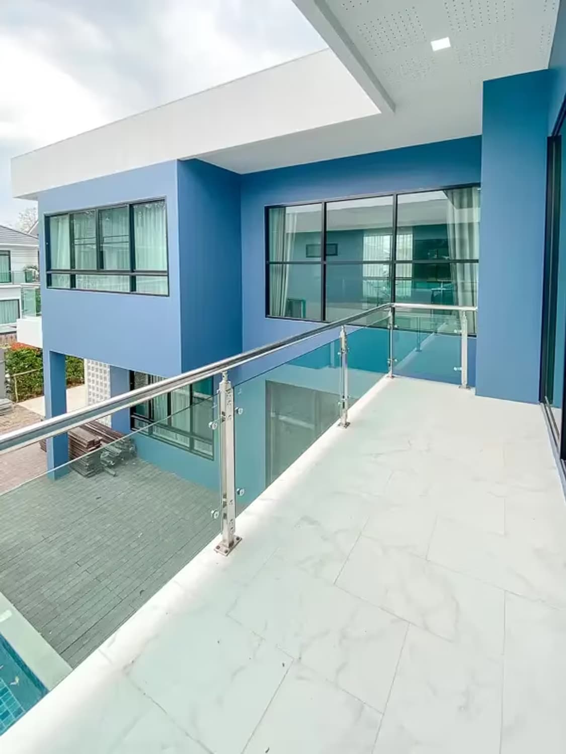 5 Bedroom House - Image 15