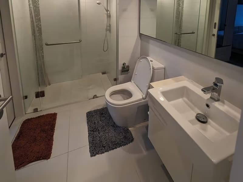1 Bed Condo for Rent and Sale in Sathon