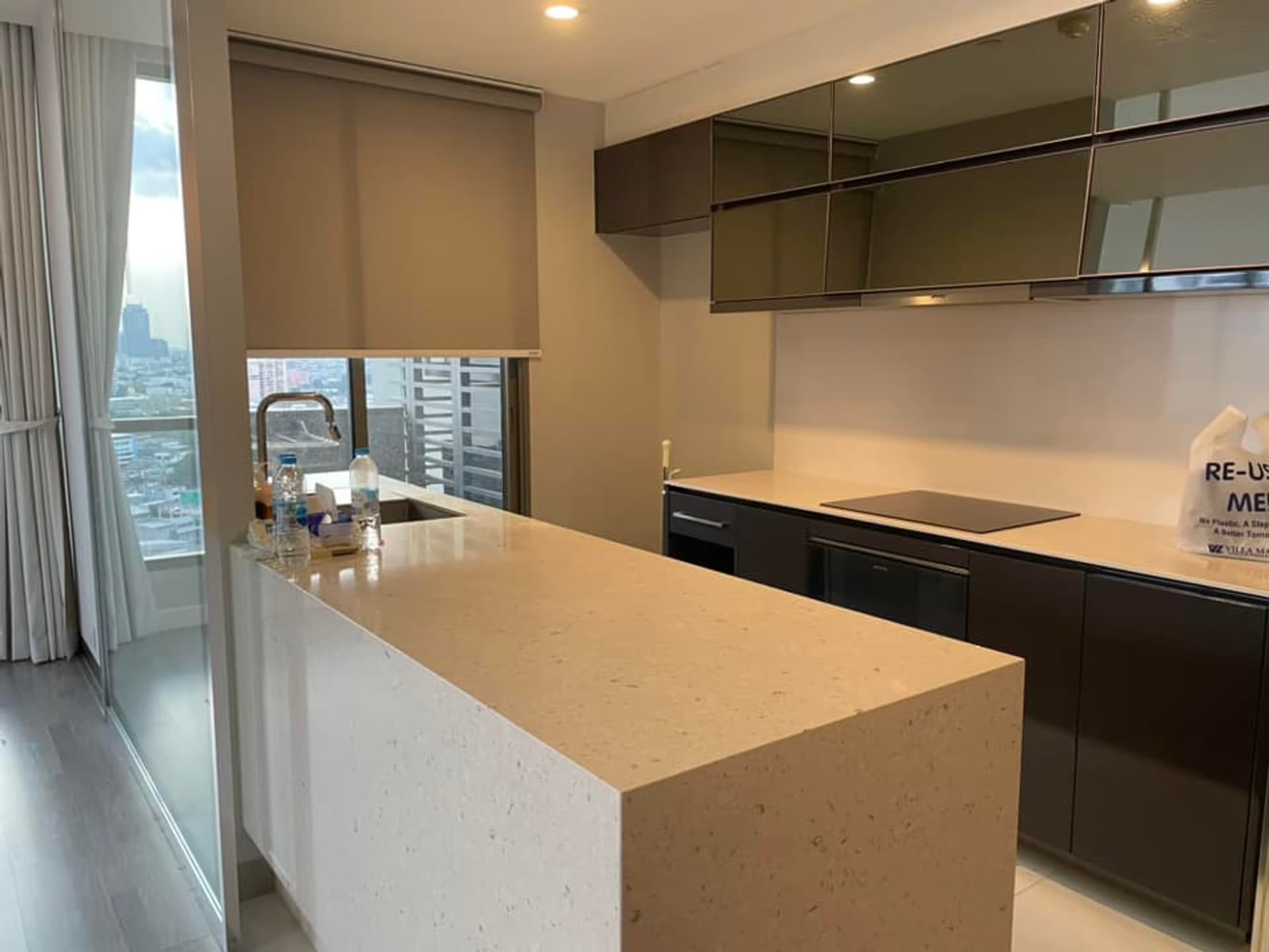 2 Bed Condo for Sale in Pathum Wan - Image 4