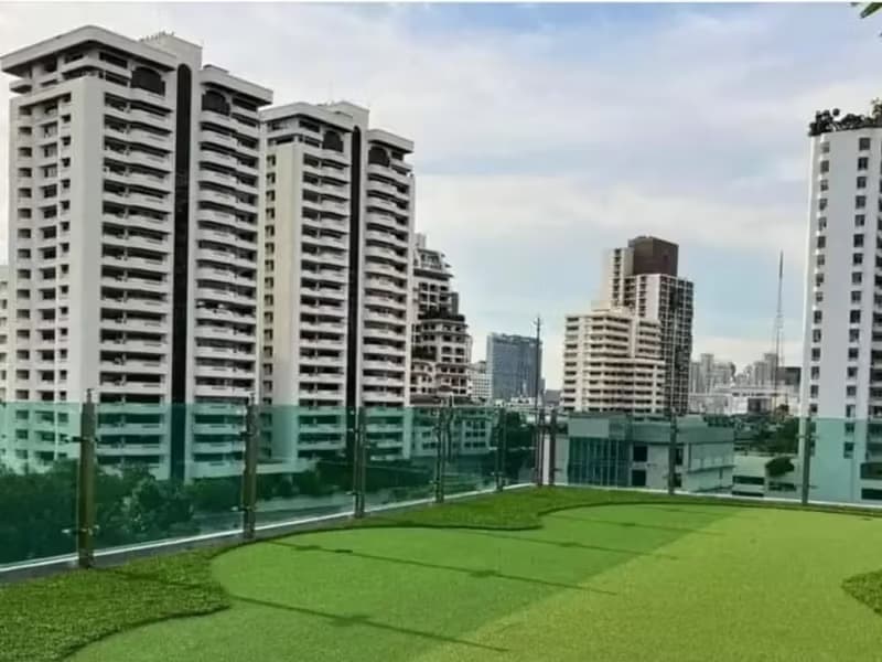 1 Bedroom Condo