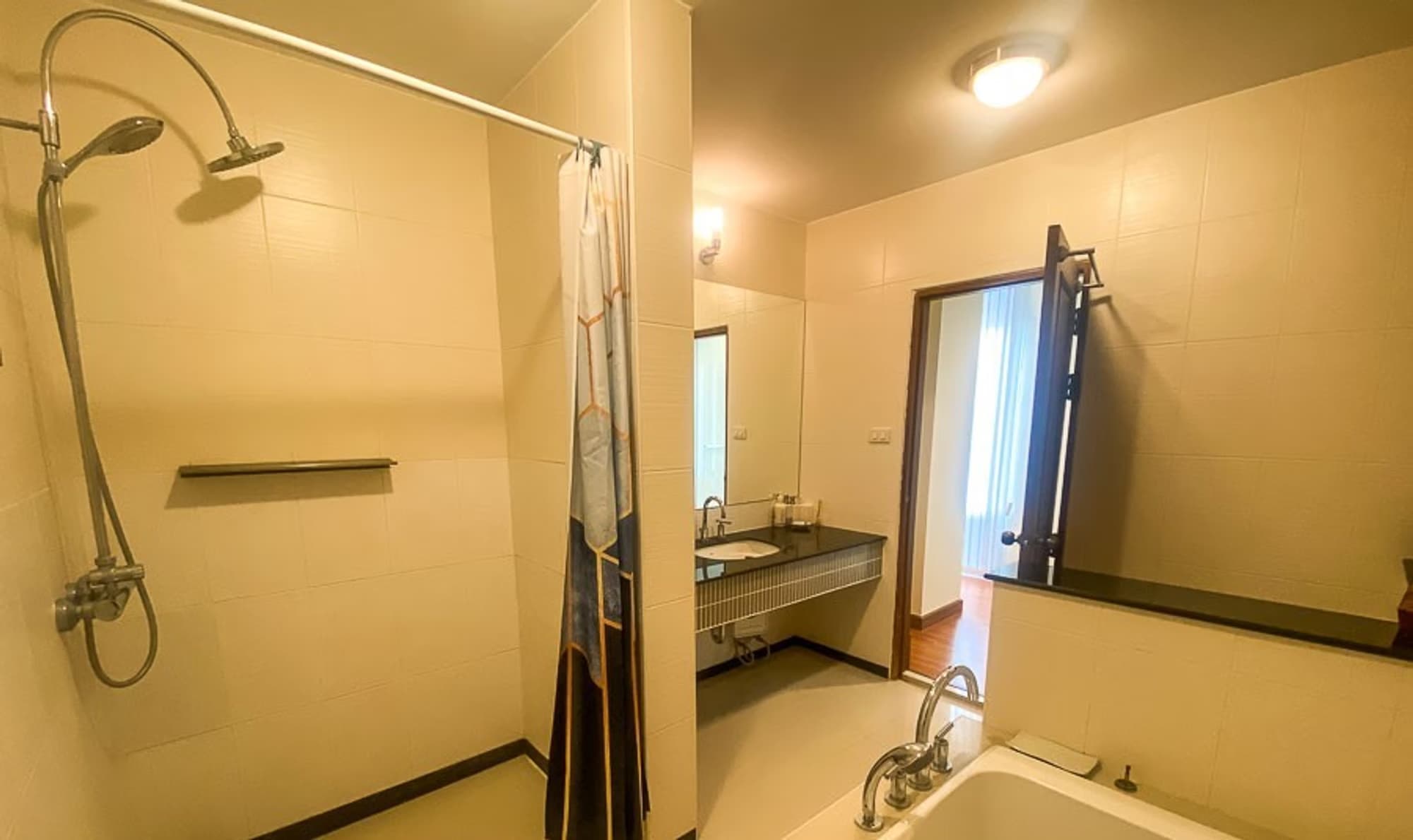 2 Bedroom Condo - Image 10