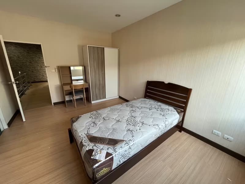 Townhouse for Rent at Summakorn Village