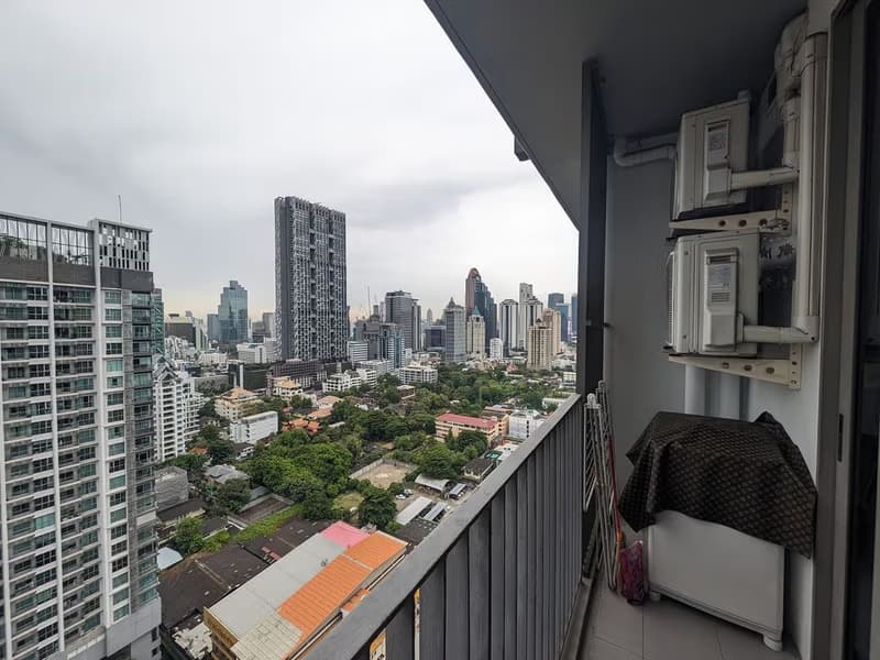 1 Bed Condo for Rent and Sale in Sathon