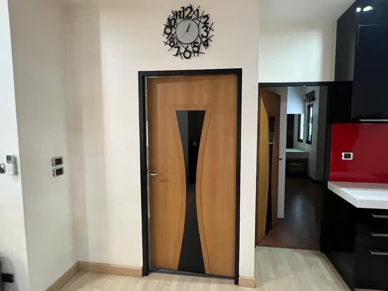 5 Bed Townhouse for Rent in Khlong Toei