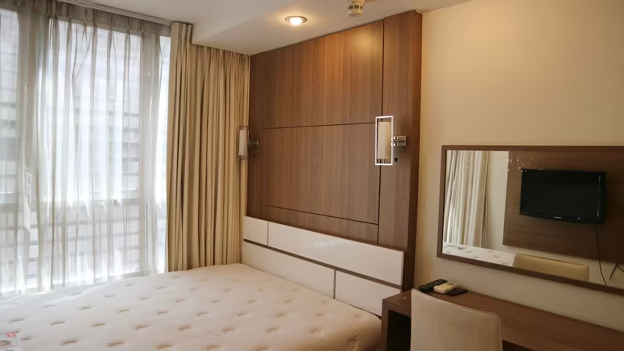 Zenith Place Sukhumvit - Image 6