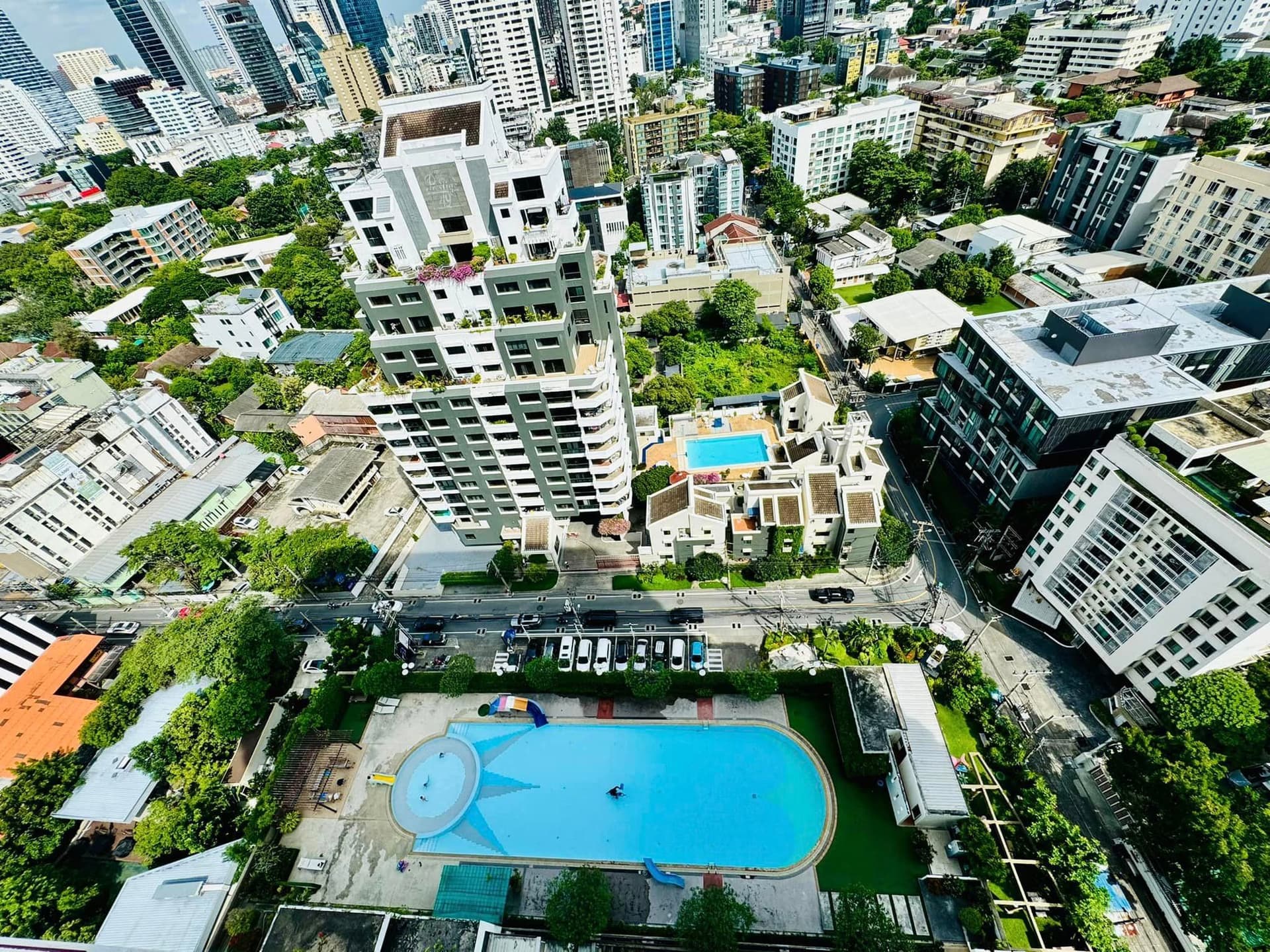 1 Bed Condo for Rent in Watthana - Image 13