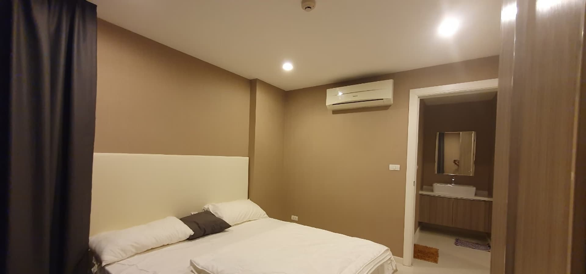 Condo for Rent, Sale w/Tenant at ELEMENTS SRINAGARINDRA CONDO - Image 7