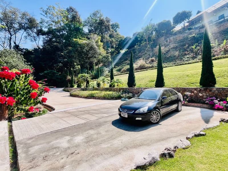 Swiss Style house for rent - 3 bedrooms, 4 bathrooms, surrounded by nature and stunning views
