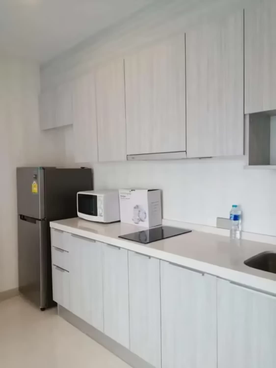 1 Bedroom Condo - Image 1