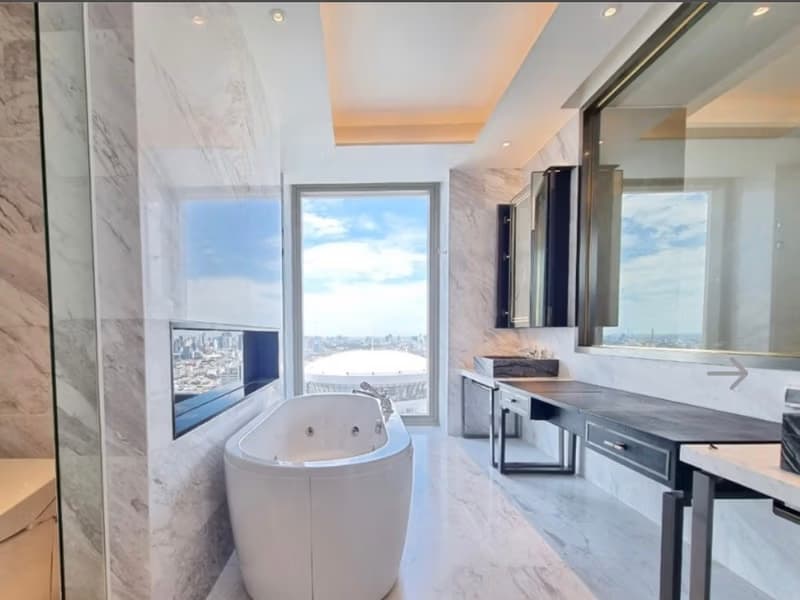 3 Bed Condo for Sale in Khlong San