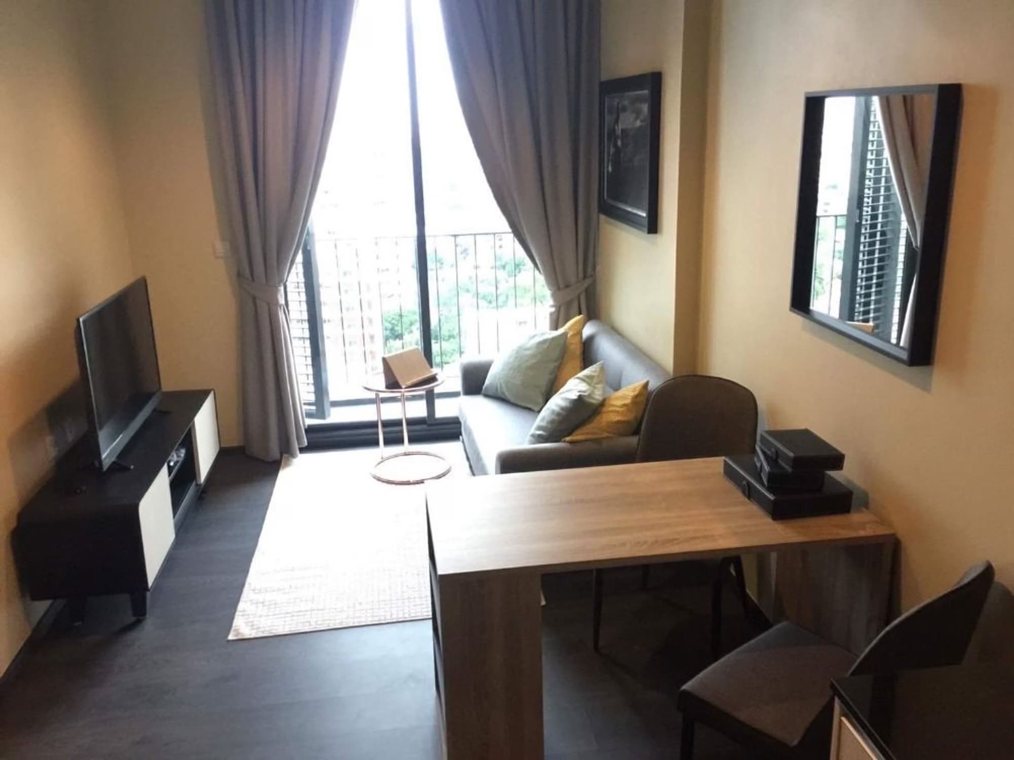 1 Bedroom Condo for Rent at The Edge Sukhumvit 23 - Image 2
