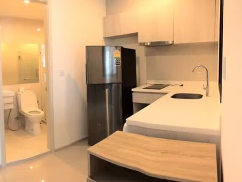 1 Bed Condo for Rent in Huai Khwang