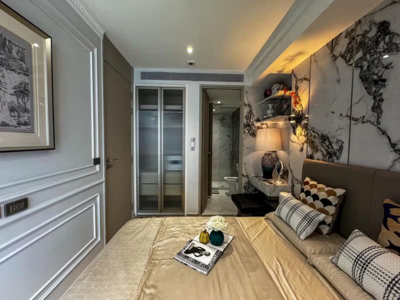 2 Bed Condo for Rent in Khlong Toei