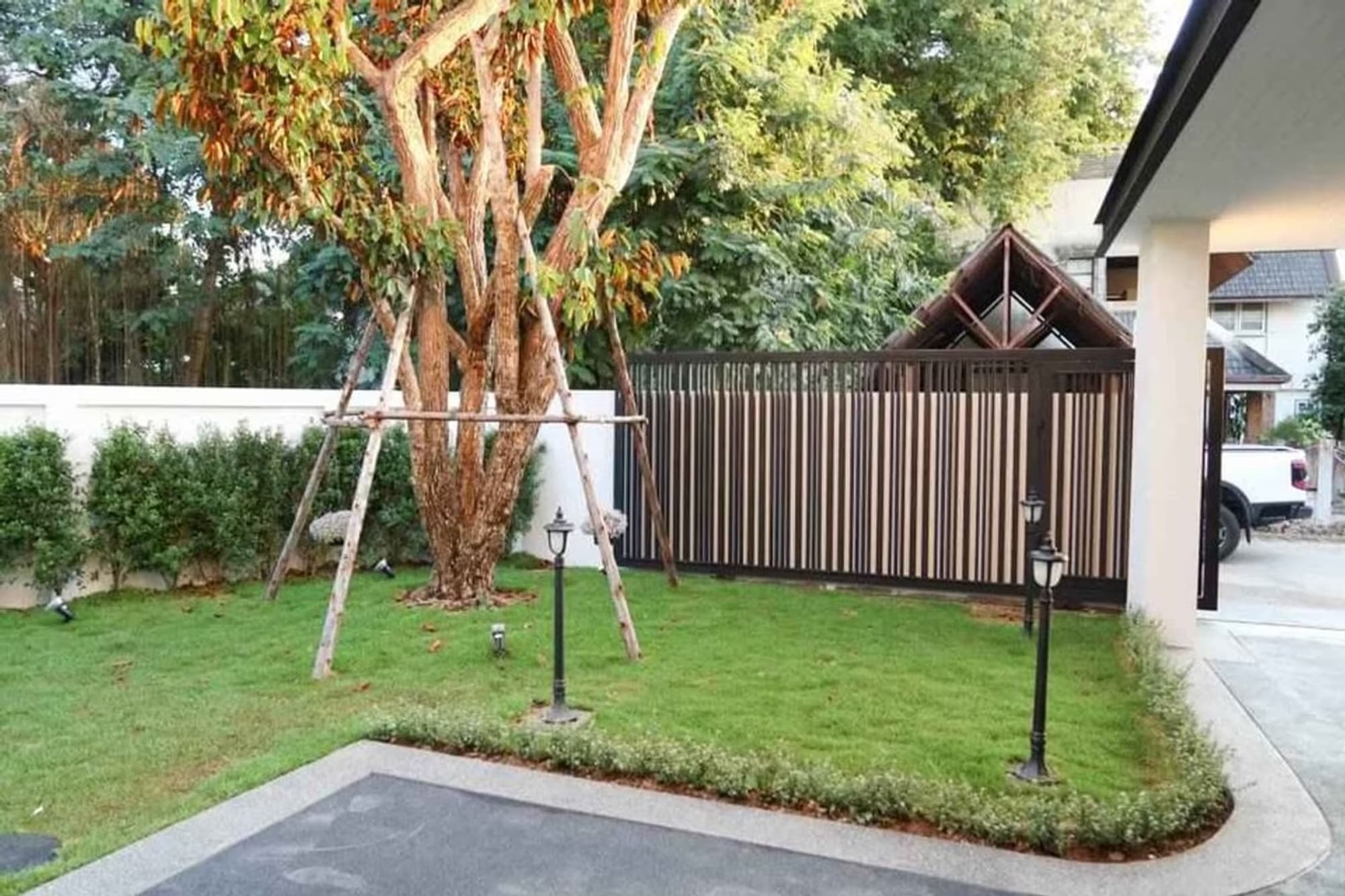  - Image 6