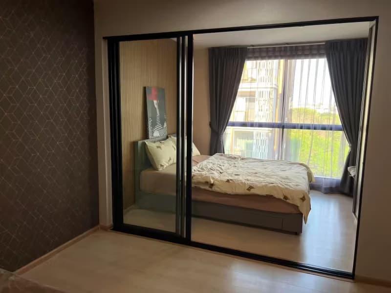 1 Bedroom Condo