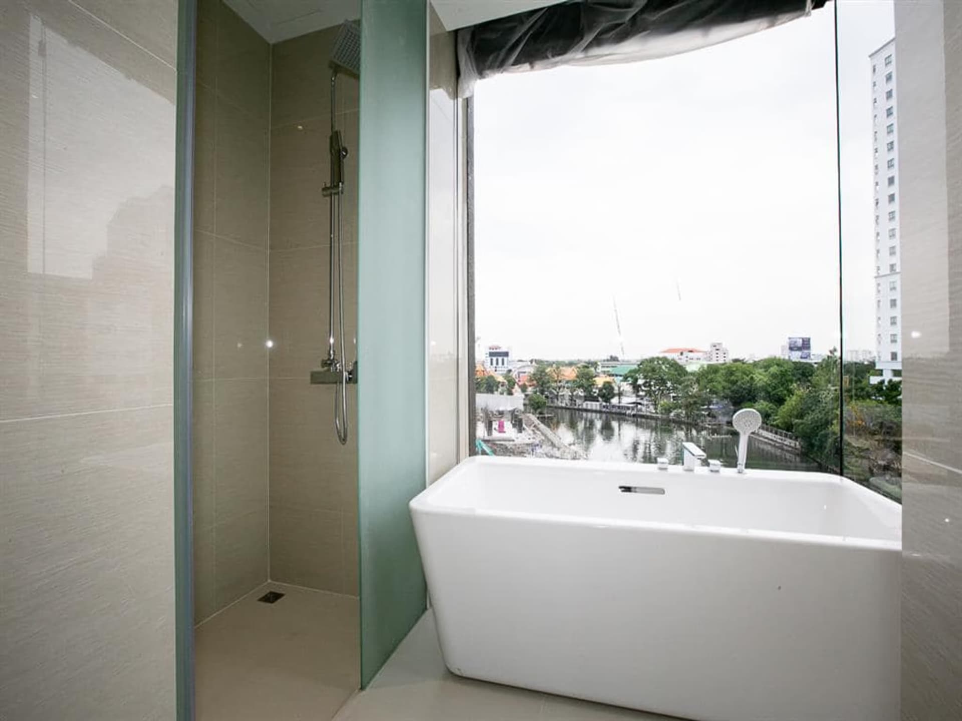 Condo for Rent at Park Court Sukhumvit 77 - Image 11