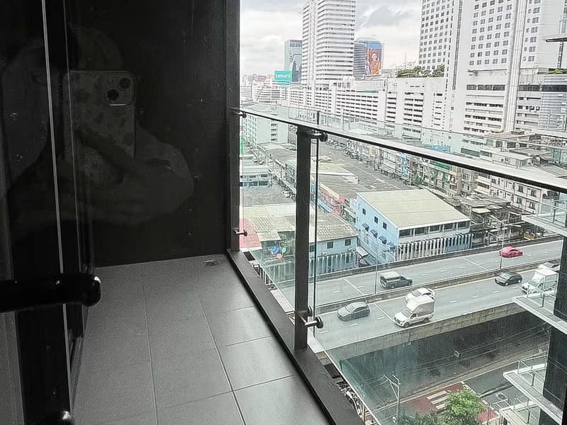 1 Bed Condo for Rent  Near Phra Ram 9 MRT