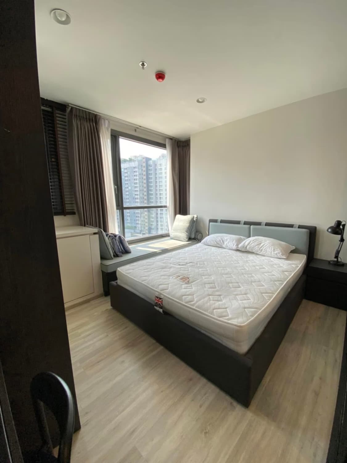 1 ห้องนอน คอนโด สำหรับ ขาย ใน Huai Khwang - Image 3