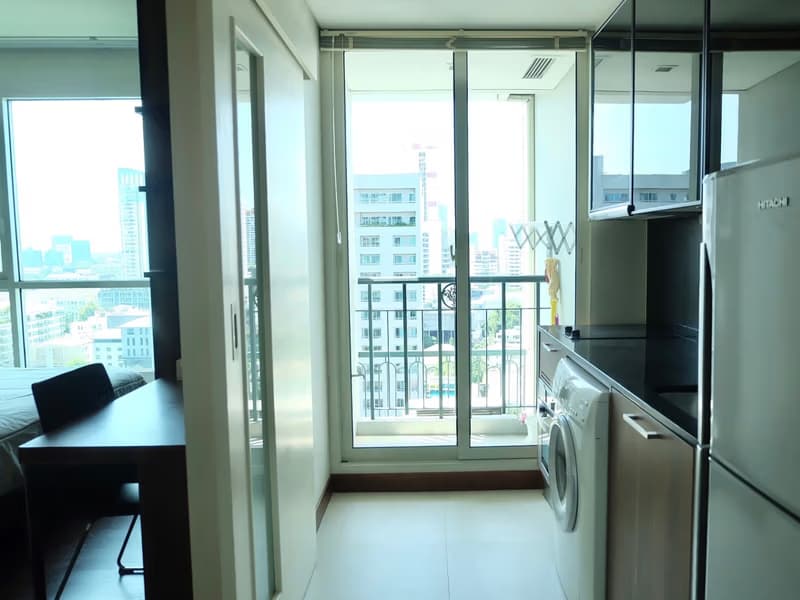 Ivy Thonglor 23