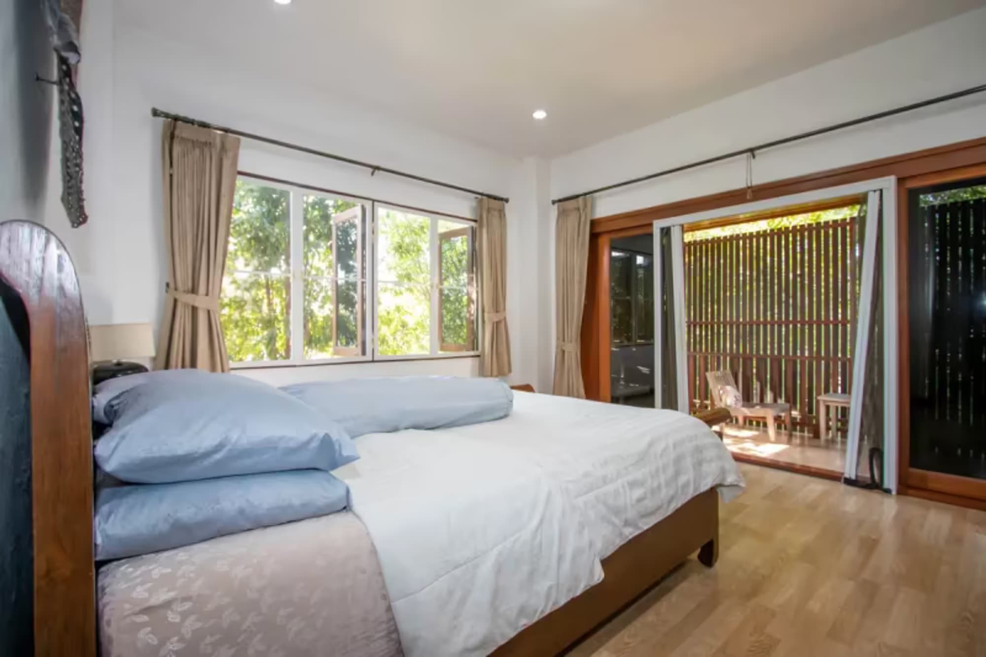 4 Bedroom House - Image 22