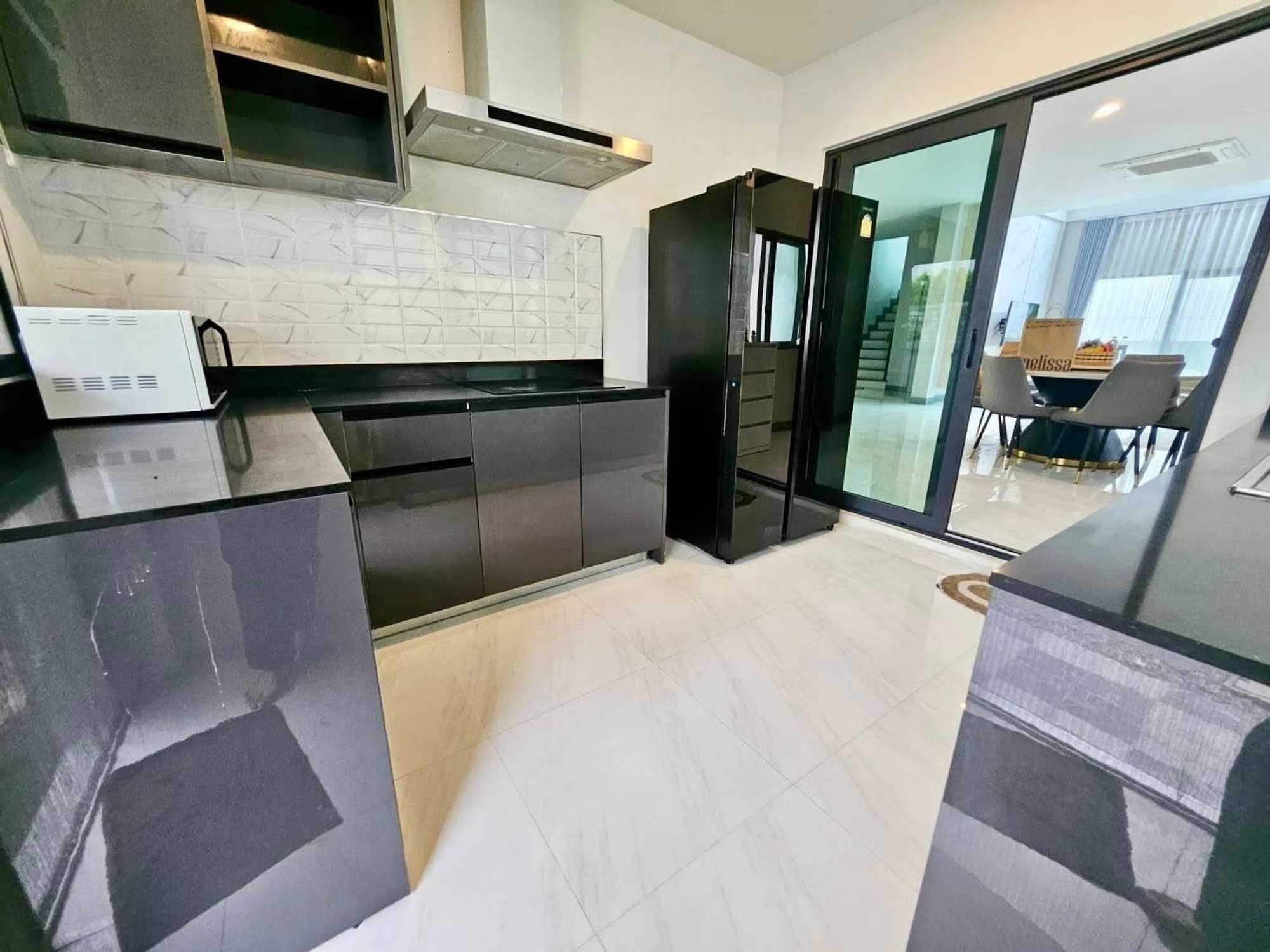 4 Bed House for Rent in Prawet - Image 14