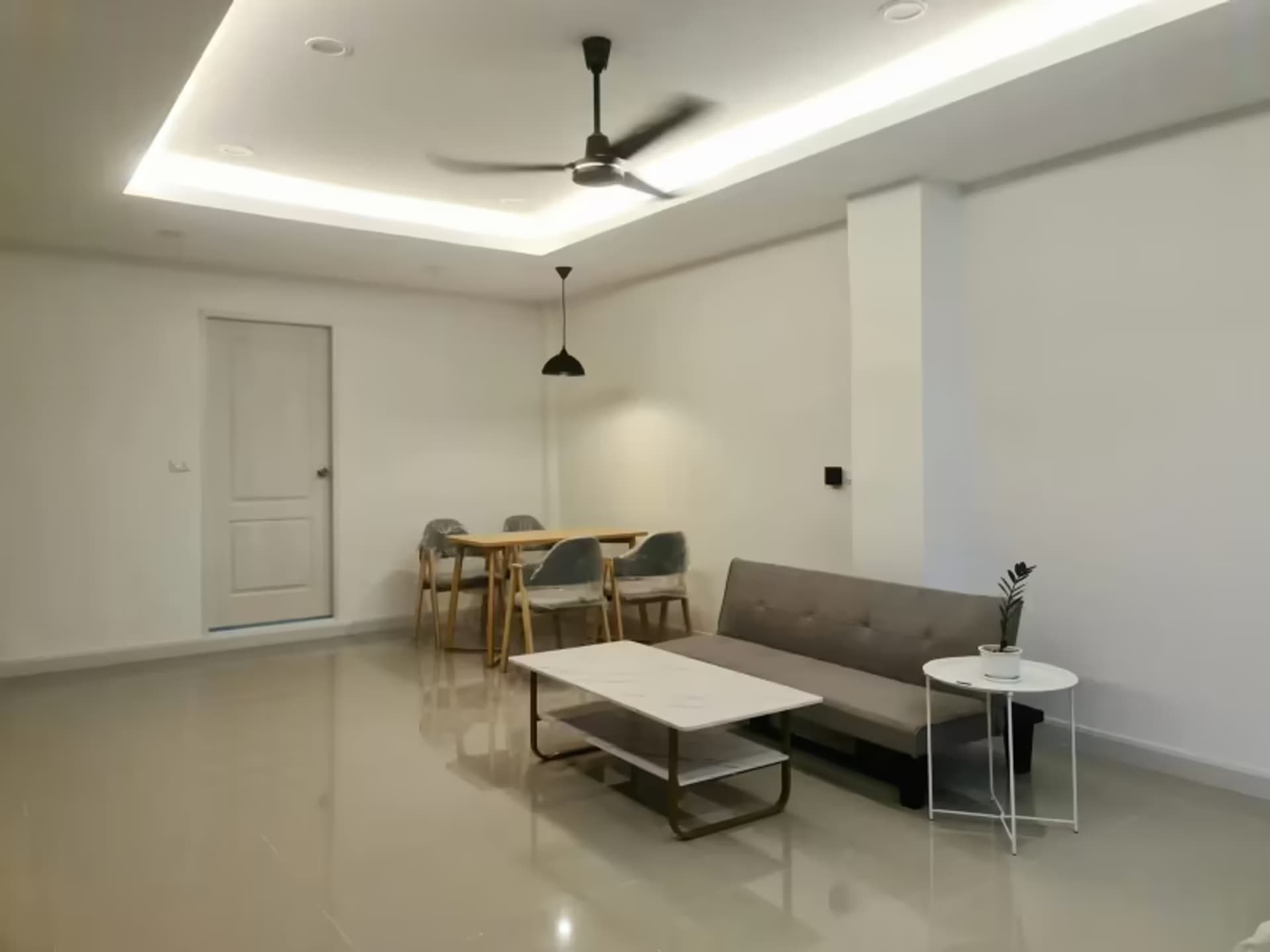 2 Bedroom House - Image 8