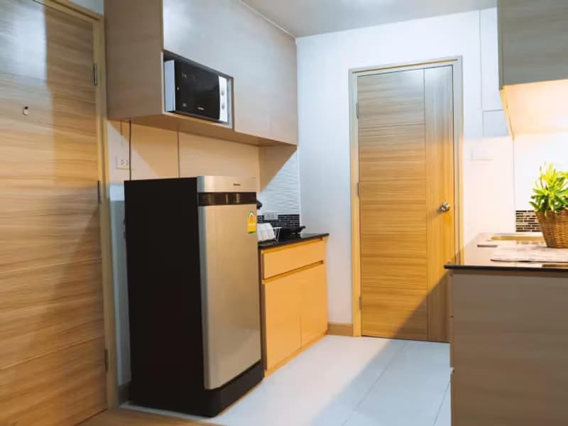 1 Bedroom Condo