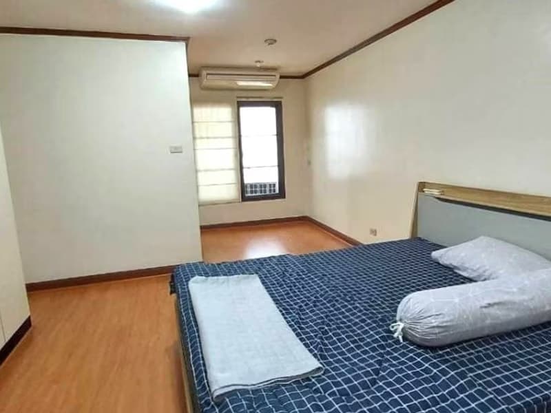 3 Bed Condo for Rent in Khlong Toei