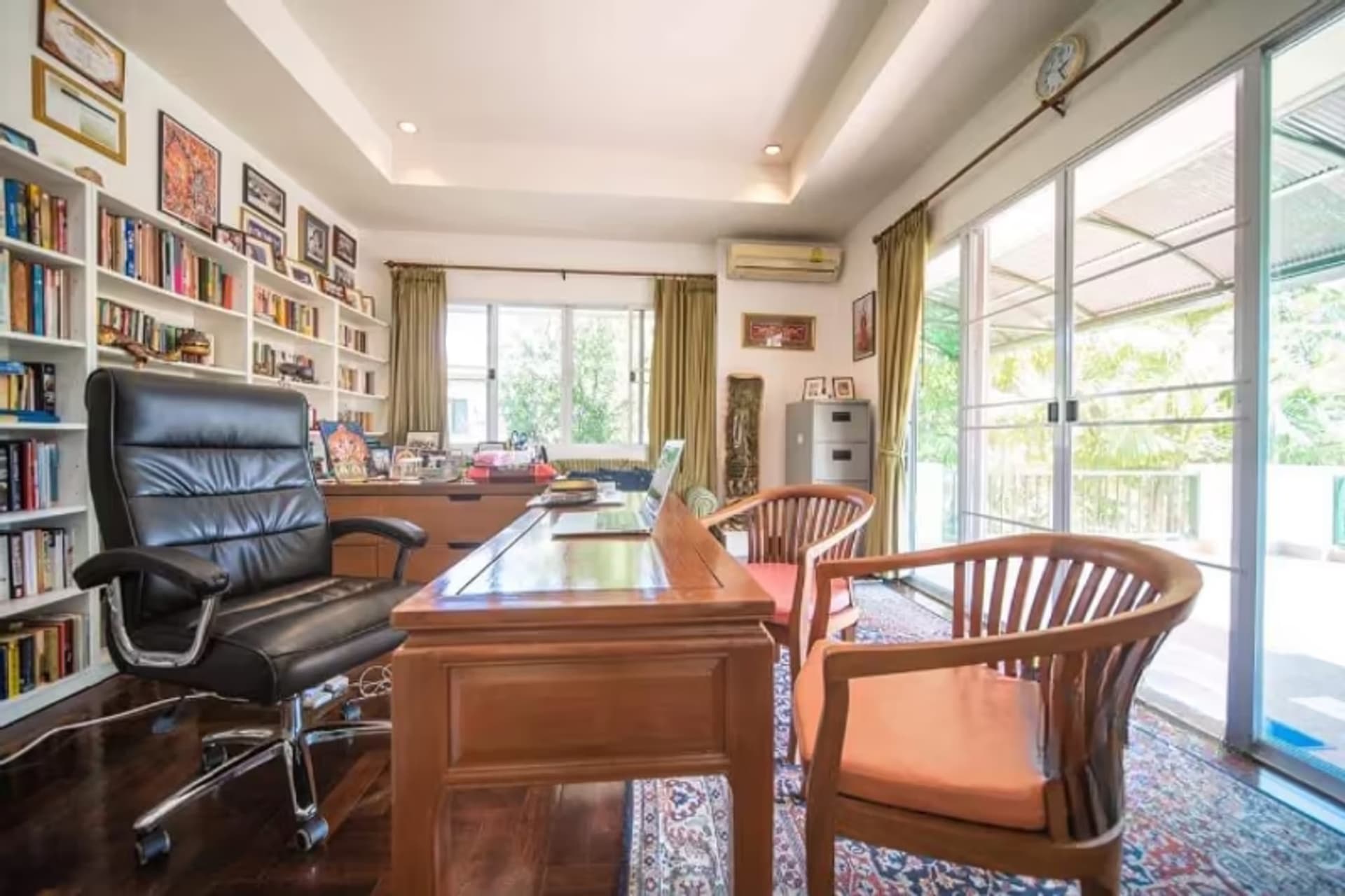 5 Bedroom House - Image 47