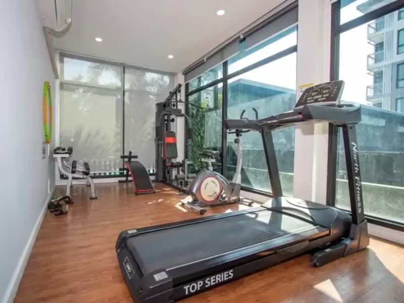 1 Bedroom Condo