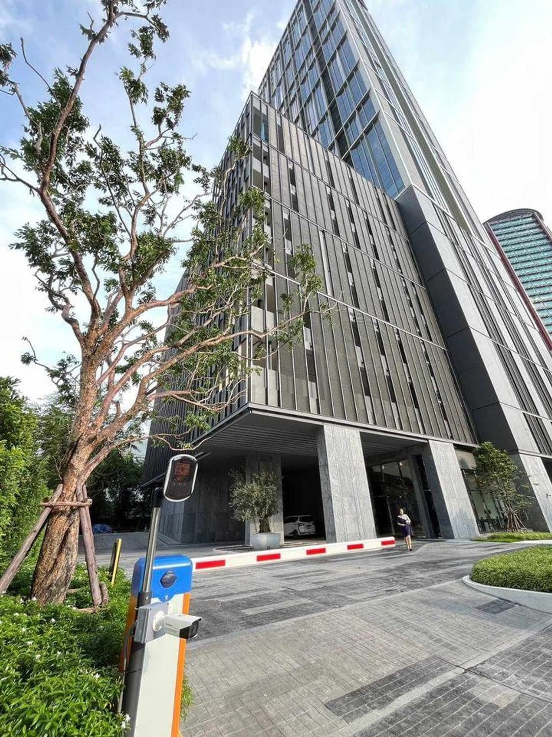 1 Bed Condo for Sale in Ratchathewi - Image 7