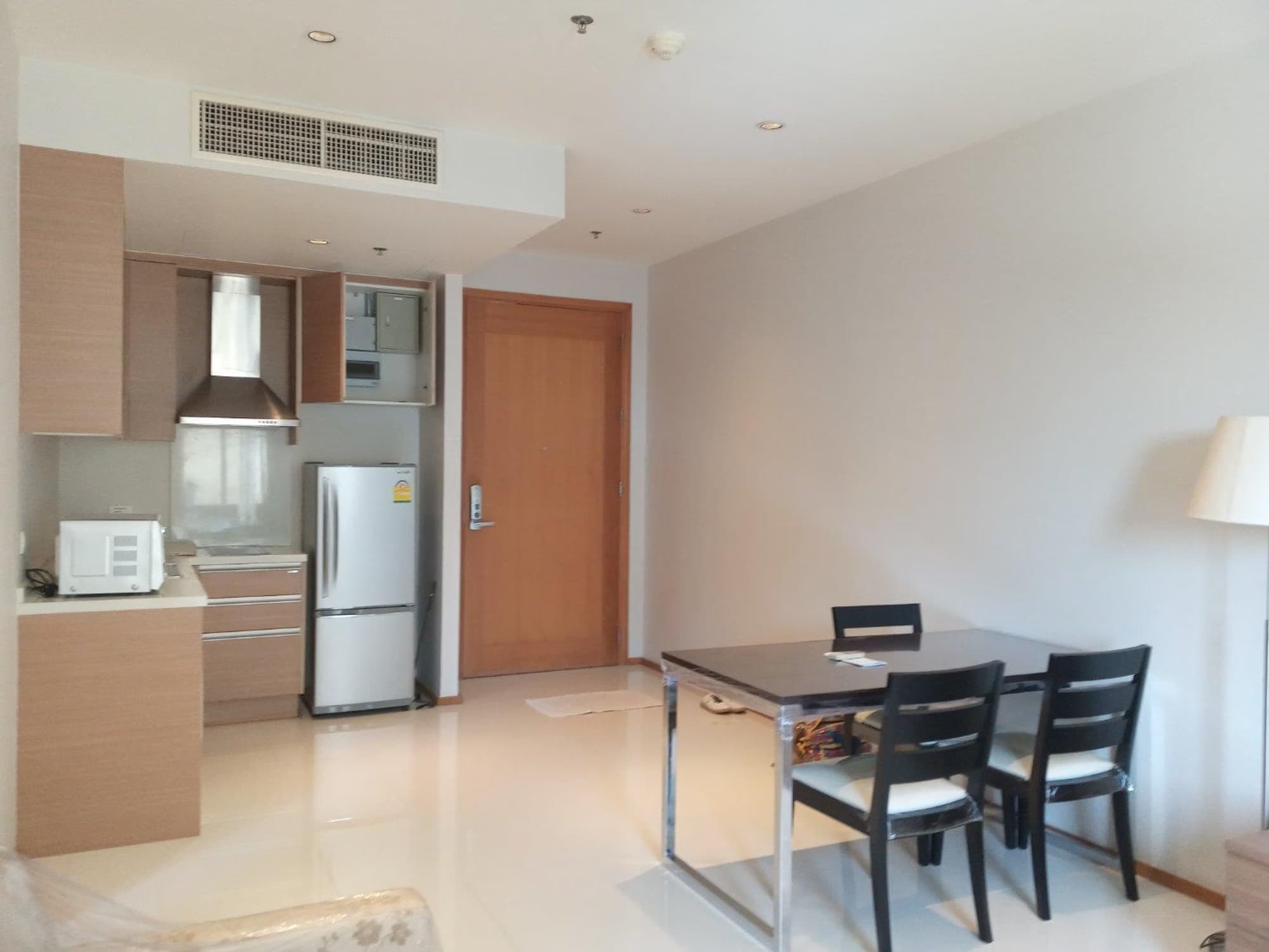 1 Bed Condo for Rent in Khlong Toei - Image 2