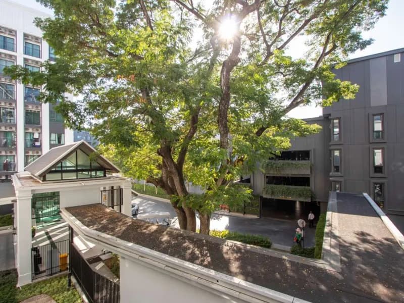 Condo for Sale at The Escent Park Ville