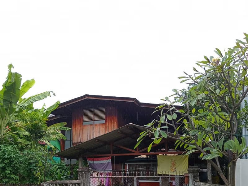 6 Bed House for Sale in Mueang Chiang Mai