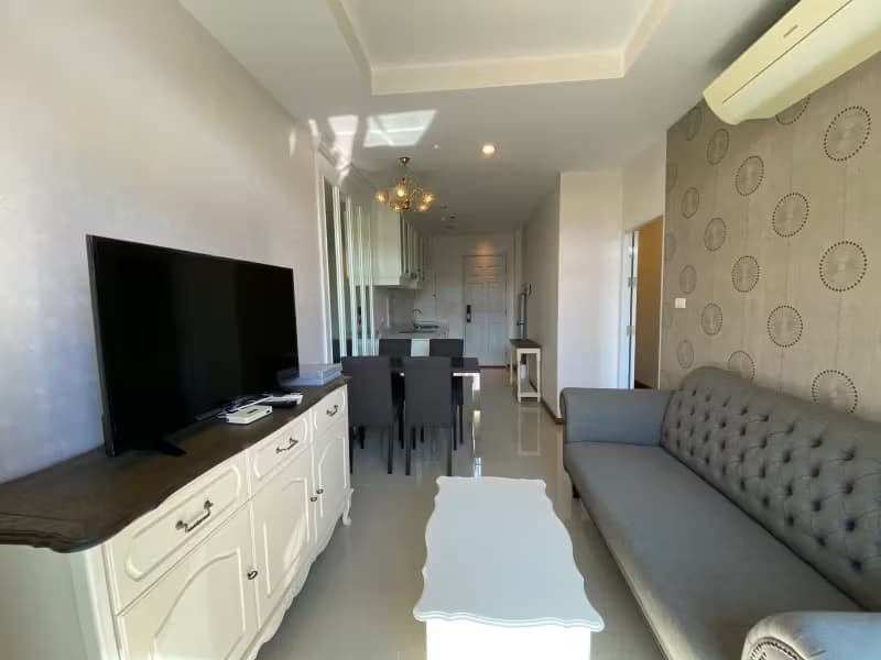 1 Bedroom Condo
