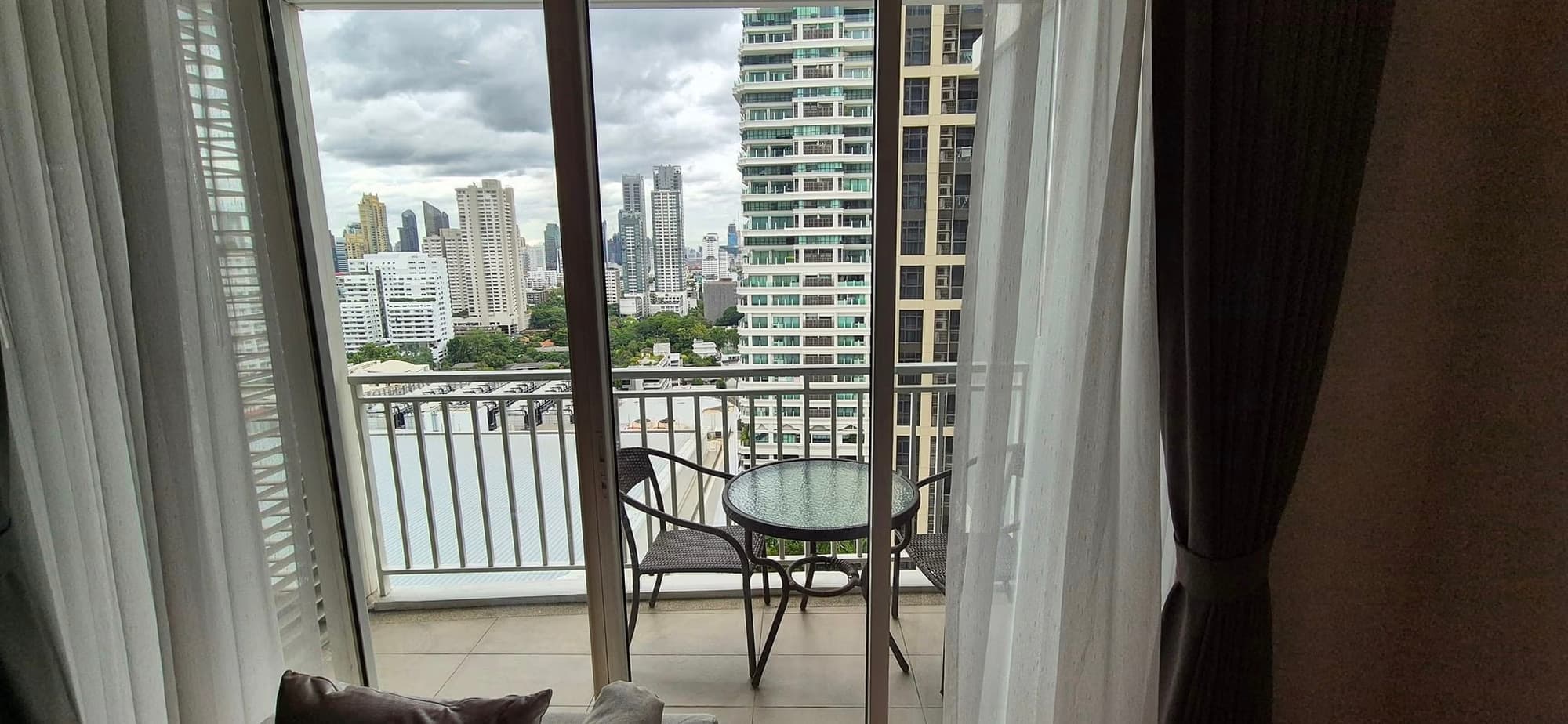 2 Bed Condo for Rent in Watthana - Image 11