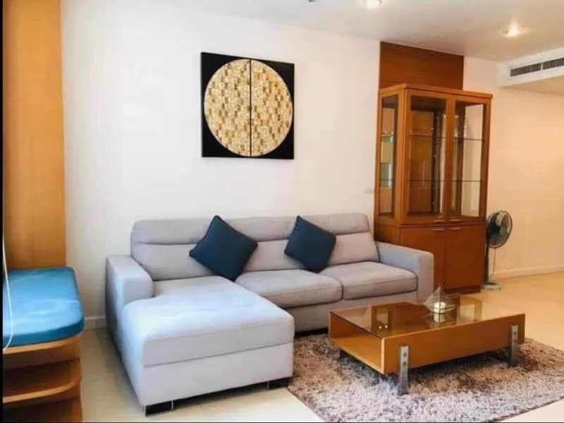 Condo for Sale w/Tenant at Manhattan Chit Lom
