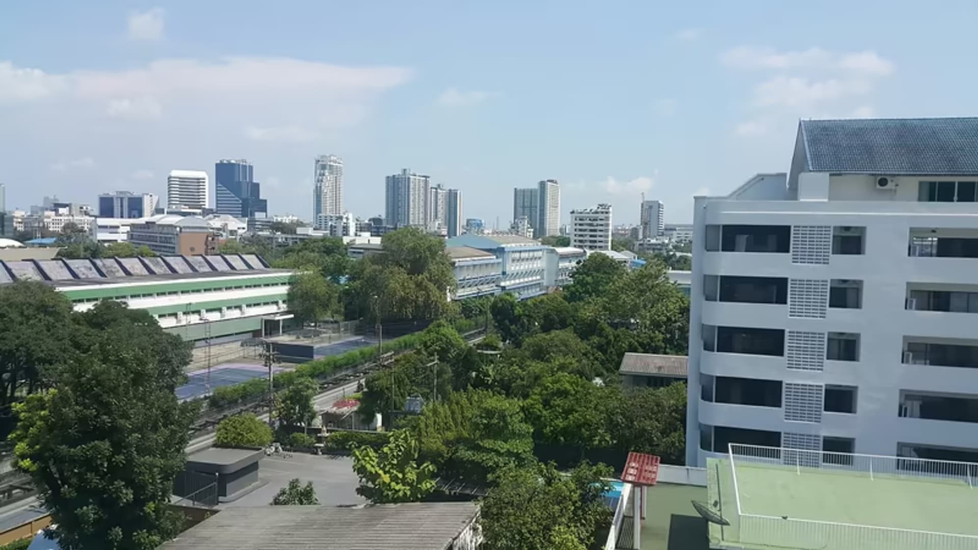  Condo for Rent at Condo One Thong Lo - Image 1