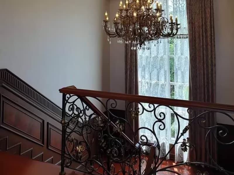  Luxurious Mansion in Suthep