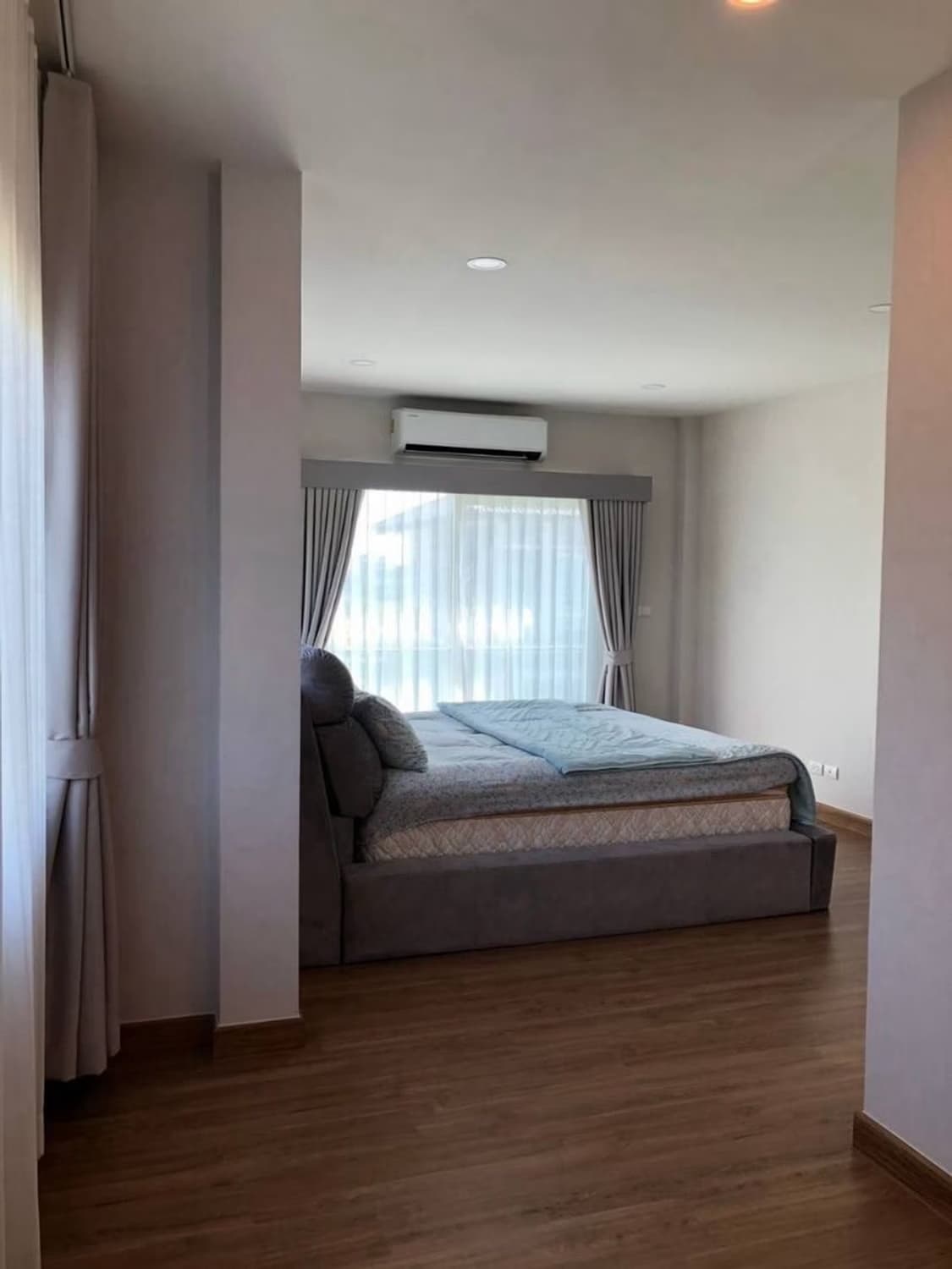 4 卧室 别墅 用于 出租 在 Bang Phli - Image 7